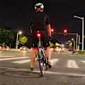 Miniatyrbild 5 av 8: Smart Cykel Baklampa med Rörelsesensorlarm, Automatisk Bromsljus Förbättrar Säkerheten, USB-Uppladdningsbar, IPX4 Vattentät för Oöverträffad Cykelupplevelse