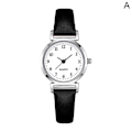 Miniatyrbild 1 av 5: Basic Quartz Watch Dam Small Square Armbandsur Läder Student White One size White One size