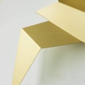 Miniatyrbillede 2 af 2: Moderne væglampe LED i form af en flyvende fugl til soveværelse, stue (32,5 cm) (guld)