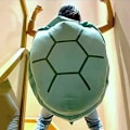 Miniatyrbillede 1 af 5: 40 tommer bærbar skildpaddeskal pude Vægtet kostume til udstoppede dyr Plyslegetøj Sjov udklædning, gave til børn Voksne (40 tommer)