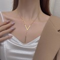 Miniatyrbild 9 av 11: V-formad Halsband Kedja Kroppskedja Smycken Halsband Glansigt Nytt