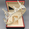 Miniatyrbillede 2 af 4: Barok Retro Rhinestone Gotisk brudekron Sort bryllupstiara Ond dronning krone, Gotisk tiara Gotisk hovedbeklædning S