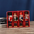 Miniatyrbillede 2 af 5: 5-Tommer Træ Nøddeknækker Ornament 4-Sæt - Jule Nøddeknækker Soldat Nøddeknækkere Dekorationer Juleferie