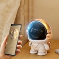 Pikkukuva 1 / 3: Astronautti langaton Bluetooth-kaiutin