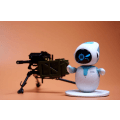 Pikkukuva 2 / 5: Eilik robottilelu