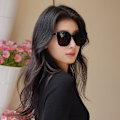 Miniatyrbilde 3 av 4: Retro Oversized Kvadratiske Solbriller for Kvinner Trendy Klassisk Stil Solbriller UV400 Beskyttelse Black
