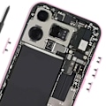 Pikkukuva 3 / 3: Power- ja äänenvoimakkuuspainike iPhone 16:lle ja iPhone 16 Plus:lle, vaaleanpunainen Rosa