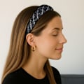 Pikkukuva 2 / 3: Laaja Tweed- ja Strass-retrosarja musta hiuspanta Svart