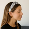 Miniatyrbillede 2 af 3: Bredt Hårbånd i Retro Glam Tweed Hvid og Sort Hvid / Sort Vit