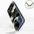Miniatyrbillede 4 af 4: iPhone 12 og 12 Pro etui med strop Grøn Guess Camouflage Pattern Green