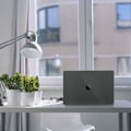 Pikkukuva 3 / 4: Suojakuori - AVIZAR - MacBook Air 13'' 2018 - Iskunkestävä - Polykarbonaatti - Musta läpinäkyvä Svart Transparent