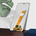 Pikkukuva 4 / 4: LCD-näyttö - Samsung - Galaxy A01 - Alkuperäinen kosketusnäyttö - Musta - 5,5 tuumaa Svart