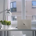 Pikkukuva 3 / 4: Suojakotelo - AVIZAR - MacBook Air 13'' 2018 - Iskunkestävä - Polykarbonaatti - Läpinäkyvä harmaa Transparent grå