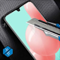 Pikkukuva 3 / 4: Suojakalvo - AVIZAR - Samsung Galaxy A41 - Taipuisat latex - Iskunkestävä - Läpinäkyvä
