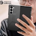 Pikkukuva 3 / 5: Kotelo Samsung Z Fold 6:lle Iskunkestävä turvasarana ja näyttö UAG Musta
