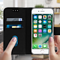 Pikkukuva 3 / 4: iPhone 7/8 kotelo - AVIZAR - Klappetui - Musta - Videotuki - Korttipaikka svart