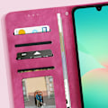 Pikkukuva 3 / 5: Samsung Galaxy A26:n Fuchsia-sateenvarjo ja näytötuki Rosa