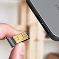 Miniatyrbillede 3 af 4: Erstatnings SIM-kortbakke til Samsung Galaxy S22 Plus - Grå Grå