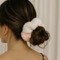 Pikkukuva 3 / 3: Chouchou Pehmoinen Hiuksille Minky Fluffy Duo Cozy Vaaleanpunainen ja Valkoinen Valkoinen / Vaaleanpunainen Rosa