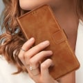 Miniatyrbillede 3 af 6: Etui til Samsung S23 FE Wallet Flip Video Support Camel kastanj