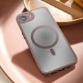 Miniatyrbild 4 av 5: Coque MagSafe för iPhone 16e Matt Frostad Baksida Kontur Brun kastanj