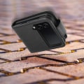 Miniatyrbillede 3 af 5: Samsung Galaxy Z Flip 3 Flip-etui med magnetisk flig Sort - AVIZAR - Stiv - Syntetisk - Flap Svart