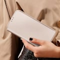 Miniatyrbillede 4 af 5: iPhone 16 Pro Etui Klap Lommebok og Videostativ Guld Gul