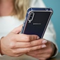 Miniatyrbillede 4 af 4: Beskyttelsespakke - AVIZAR - Galaxy A70 - Blødt etui - 9H hærdet glasfilm - 360° beskyttelse Klar vit