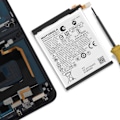 Pikkukuva 3 / 4: Pääakku Motorola Moto Razr 50 Ultra 2950mAh QR30 Motorola Valkoinen Vit