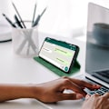 Miniatyrbillede 3 af 5: Forcell Tender Book pungetui i imiteret læder i ruskindseffekt til Xiaomi Redmi Note 10 Pro - Grøn Grön