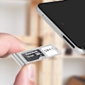 Miniatyrbillede 3 af 4: Udskiftning til SIM-kortbakke til Samsung Galaxy A52s, A52 og A72 Hvid Vit