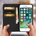 Miniatyrbild 4 av 4: iPhone 7 och 8-fodral - AVIZAR - Folio-fodral - Ekologisk läder - Kortfack - Stödfunktion svart Svart
