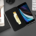 Miniatyrbild 3 av 4: Hus för iPhone SE 2020 / 8 / 7 - AKASHI - Flipfodral - Ekoskinn - Videostöd - Svart Svart