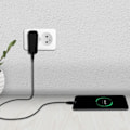 Pikkukuva 3 / 4: Laturi - Bluestar - 2A sovitin - USB Type C - 1m - Musta Svart