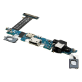 Miniatyrbild 4 av 5: Galaxy S6 mikro-USB-laddningskontakt med mikrofon, uttag, centralknapp