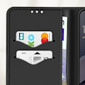 Miniatyrbild 3 av 5: Plånboksfodral i saffiano-läder för Motorola Moto G55, fancy svart Svart