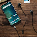Pikkukuva 4 / 4: Kuulokkeet - LINQ - In-ear - Kaukosäädin ja mikrofoni - 1,2 m sotkeutumaton kaapeli - Musta Svart