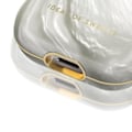 Pikkukuva 4 / 5: Kotelo AirPods 1:lle ja 2:lle Marmoroitu Elegant Luminous Pearl iDeal of Sweden Silver Grå