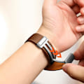 Pikkukuva 3 / 5: Rannekoru - AVIZAR - Galaxy Watch 5/5 Pro/4 - Nahka - Ruskea magneettinen solki kastanj