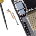 Pikkukuva 3 / 4: Näppäin Voima ja Äänenvoimakkuus Samsung Galaxy S24 Musta Svart