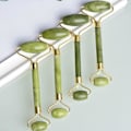 Miniatyrbild 5 av 5: 2-i-1 Jade Roller Gua Sha-set för ansiktsmassage, lyft och anti-rynkebehandling