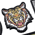 Miniatyrbillede 5 af 5: 20 stk. tilfældige taktiske patches, fuld broderi med velcro til kasketter, tasker, rygsække, veste, militæruniformer, taktisk udstyr osv.