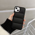 Miniatyrbild 5 av 8: Svart dunjacka designad telefonfodral i konstläder mjukt telefonskydd för iPhone för Iphone14
