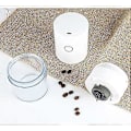 Miniatyrbilde 3 av 5: Bærbar Elektrisk Kaffekvern med Batteri og Flere Malingsgrader for Presskanne