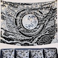 Miniatyrbillede 2 af 2: Dremisland Måne og Stjerne Vægophæng Mandala Vægophæng Tarot Gobeliner Sort og Hvid Vægtæppe Vægkunst til Stue Soveværelse Indretning (Måne
