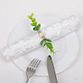 Miniatyrbilde 2 av 5: 6-delte serviettringer med kunstig blomster