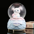 Miniatyrbilde 5 av 5: Snow Globe Resin Cat Krystall Snowball Hjemmepynt dekorasjon med batteridrevet glitrende lys og musikk Hvit katt