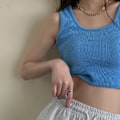 Miniatyrbillede 7 af 8: Sports Tank Top til kvinder med ribkant - Blød, åndbar og tætsiddende - Perfekt til udendørs træning og shopping - Blå - M