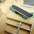 Miniatyrbillede 7 af 7: Ultimativt holdbart Finger Skateboard Parks Træningssæt