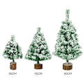 Miniatyrbild 3 av 5: Praktiskt 26 cm konstgjort miniatyrjulgran med träfot - Söt liten bordsjulgran